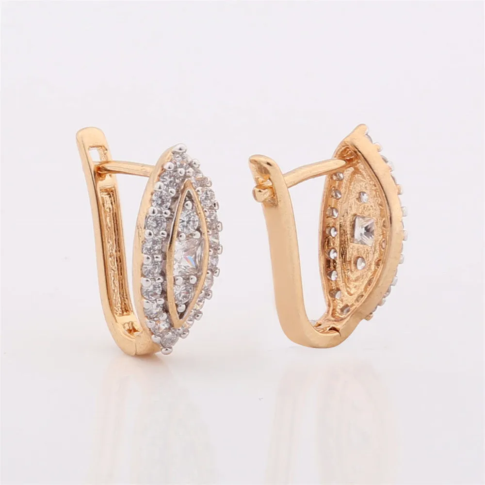 New Design Luxury Small Hoop Earring Hot Fashion Nuevos Anillos White Crystal CZ Statement Earing Jewelry for Women