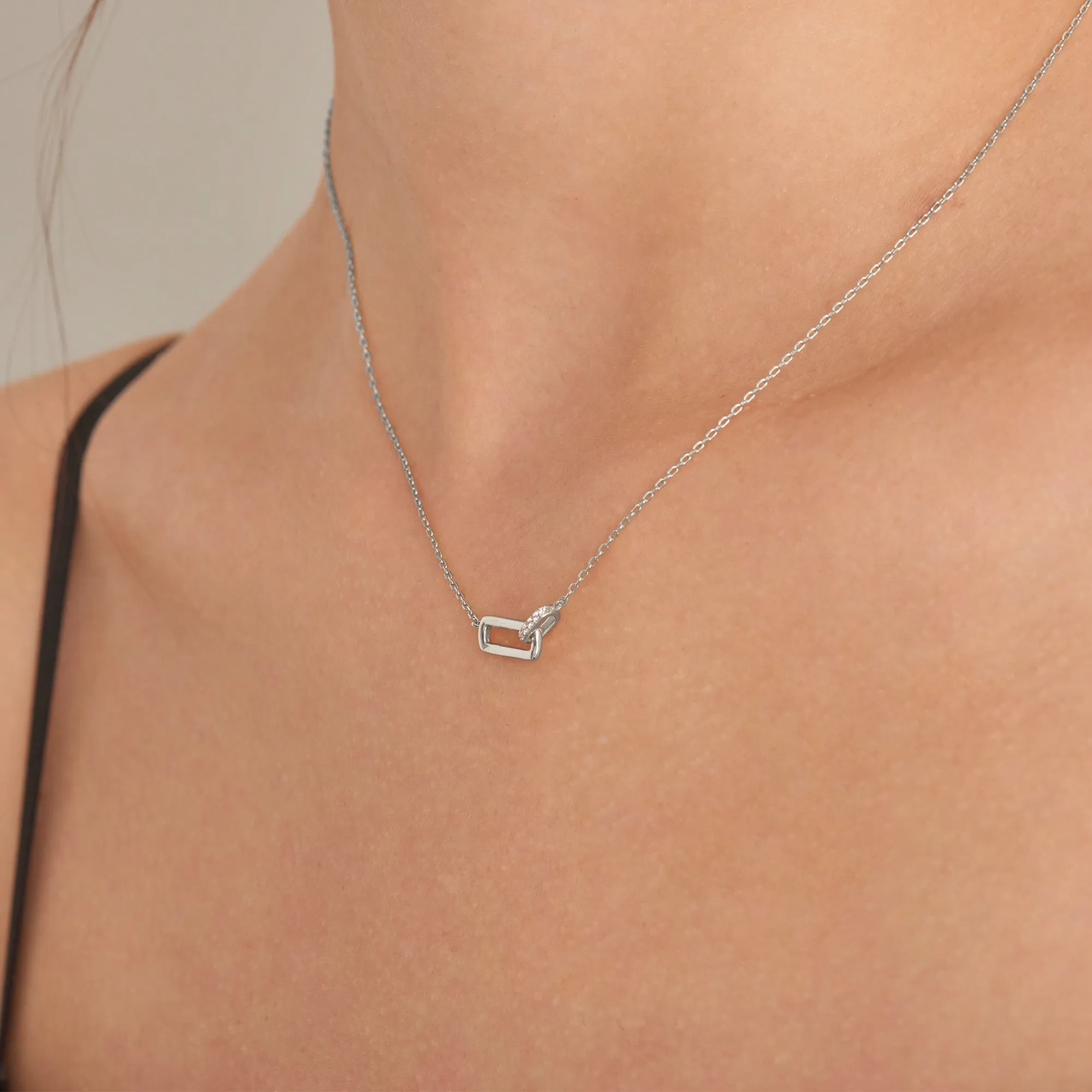 Silver Glam Interlock Necklace