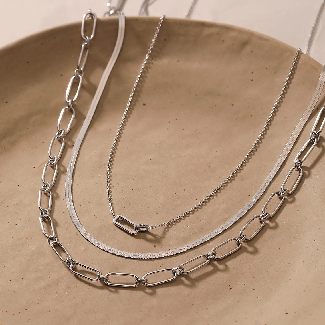 Silver Glam Interlock Necklace