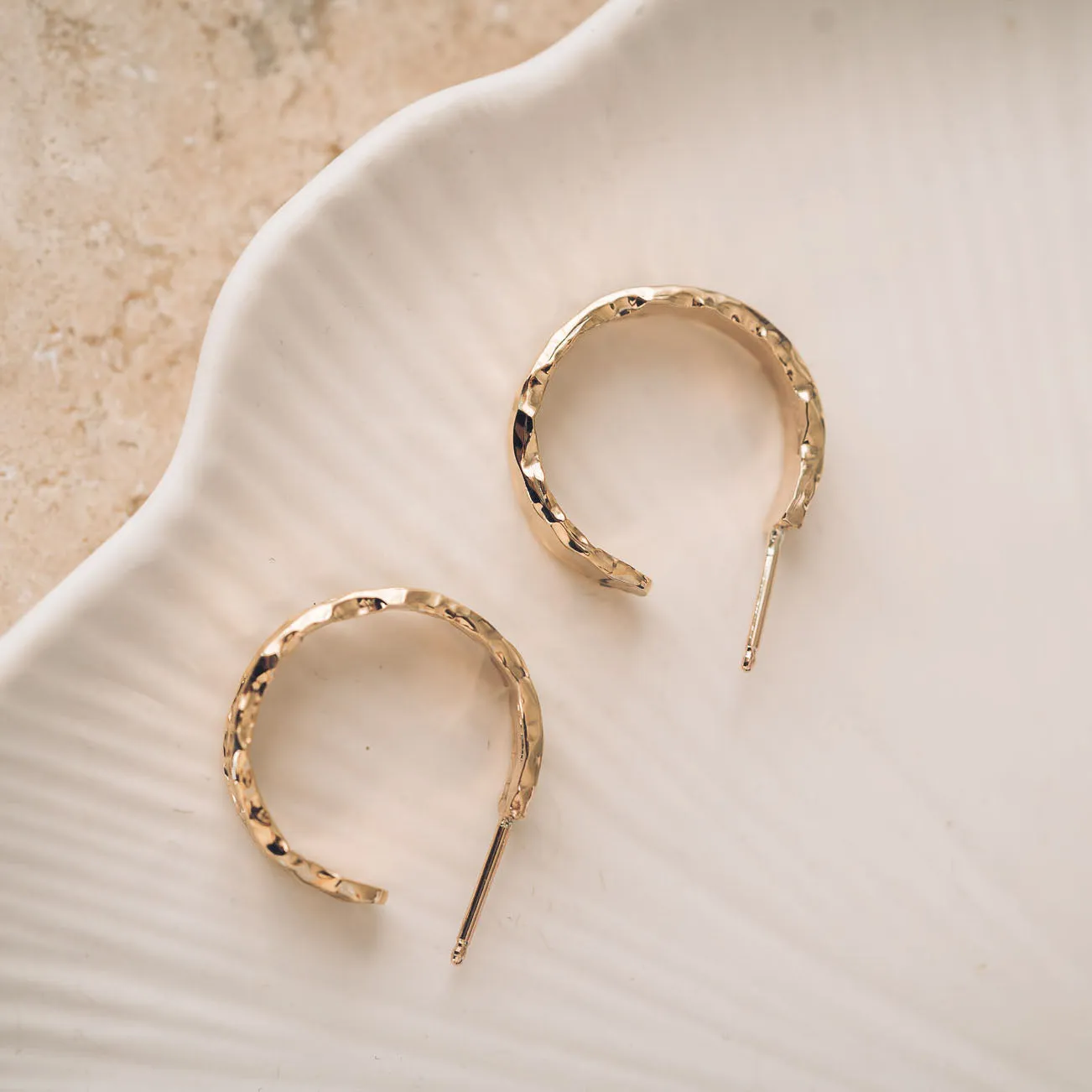 Tabby 9ct Gold Hoop Earrings